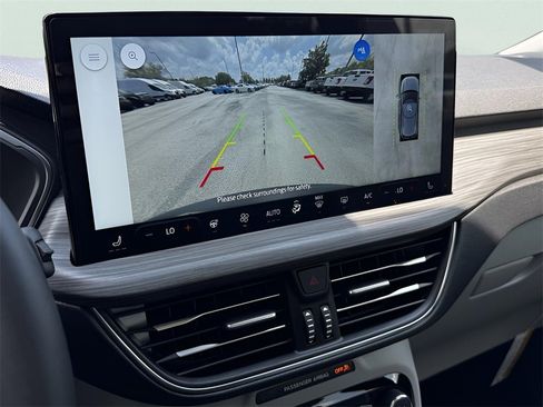 New 2025 Ford Escape SE w/ PHEV Premium Package image 25