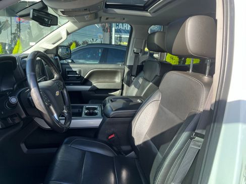 Used 2015 Chevrolet Silverado 1500 LTZ image 12