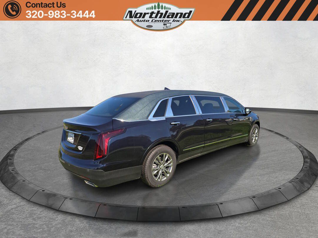 Used 2024 Cadillac XT5 Luxury FWD image 5