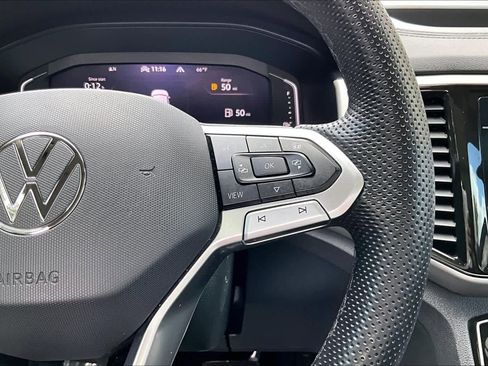 Used 2023 Volkswagen Atlas SEL Premium image 25