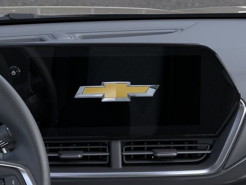 New 2026 Chevrolet Trax ACTIV w/ Sunroof Package FWD image 27