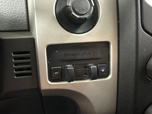 Used 2014 Ford F150 XLT w/ Equipment Group 302A Luxury AWD/4WD image 22