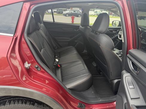 Used 2019 Subaru Crosstrek 2.0i Limited w/ Moonroof Package w/Navigation AWD/4WD image 9