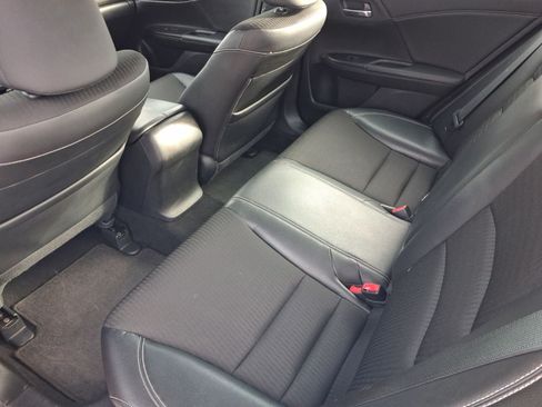 Used 2016 Honda Accord Sport image 20