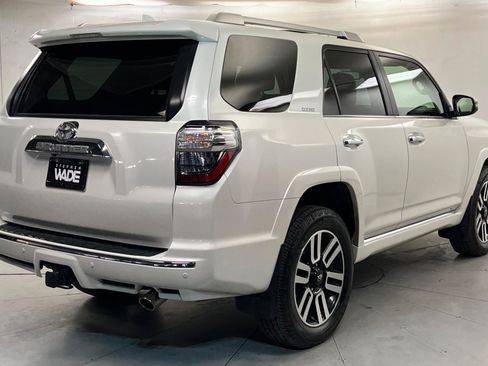 Certified 2022 Toyota 4Runner Limited AWD/4WD image 6