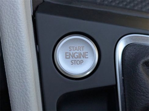 New 2026 Volkswagen Jetta SE image 31