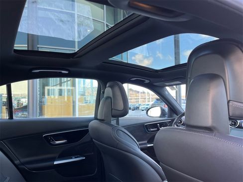 Used 2025 Mercedes-Benz C 300 4MATIC Sedan image 18