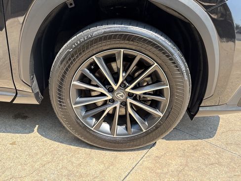Used 2024 Lexus NX 250 FWD image 13