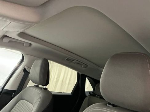 Used 2022 Ford Escape SE FWD image 16