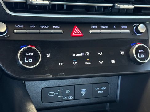 Used 2025 Hyundai Sonata SEL FWD image 19