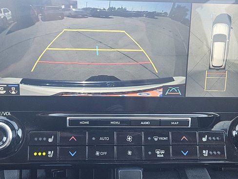 Used 2021 Toyota Highlander Platinum AWD/4WD image 13