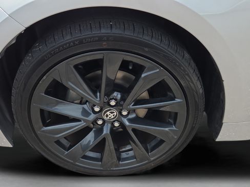Used 2025 Toyota Corolla XSE FWD image 32