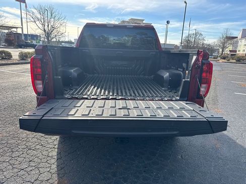 Used 2020 GMC Sierra 1500 Elevation w/ Elevation Value Package image 18