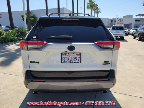 Certified 2021 Toyota RAV4 XSE image 5