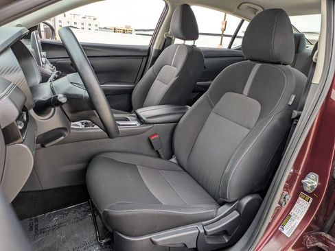 Used 2025 Nissan Sentra SV FWD image 23