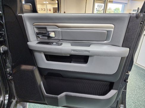 Used 2016 RAM 1500 Big Horn image 27