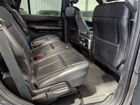 Used 2018 Ford Expedition XLT w/ Equipment Group 202A image 12