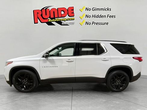 Used 2019 Chevrolet Traverse LT w/ LPO, Blackout Package AWD/4WD image 3
