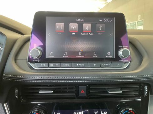 Certified 2021 Nissan Rogue SV FWD image 15