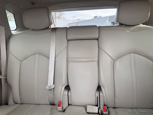 Used 2013 Cadillac SRX Luxury image 13