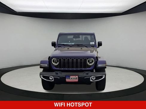 New 2026 Jeep Gladiator Sport AWD/4WD image 3