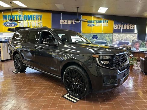 New 2026 Ford Expedition Max Platinum w/ Stealth Performance Package AWD/4WD image 44