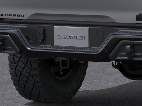 New 2026 Chevrolet Colorado ZR2 w/ ZR2 Bison Edition AWD/4WD image 16