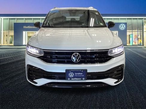 Used 2023 Volkswagen Tiguan SE R-Line AWD/4WD image 5