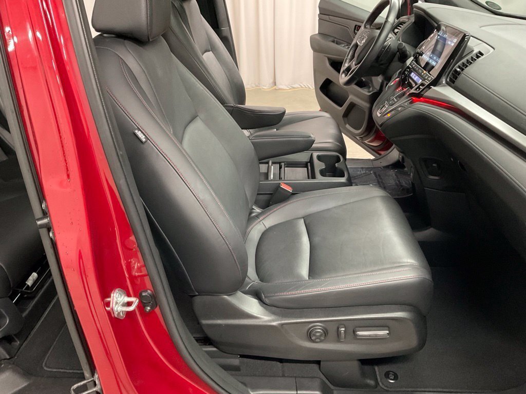Used 2023 Honda Odyssey Sport image 39