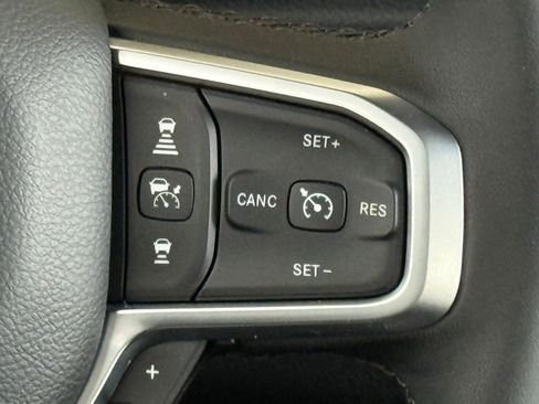 Used 2025 RAM 1500 Big Horn AWD/4WD image 29