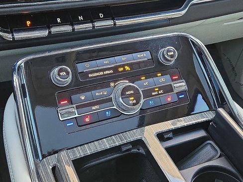 Used 2023 Lincoln Navigator Black Label image 27