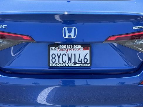 Used 2022 Honda Civic Touring image 7