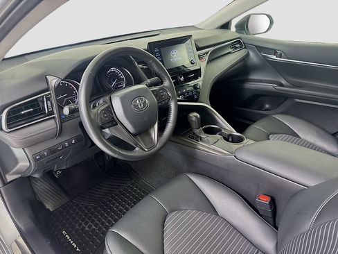 Used 2024 Toyota Camry SE FWD image 10