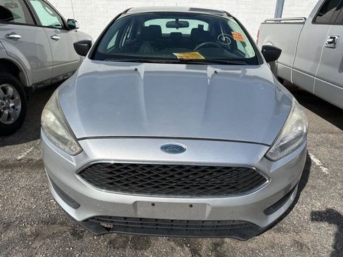Used 2016 Ford Focus S image 1
