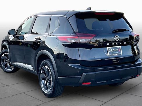 Used 2024 Nissan Rogue SV FWD image 12