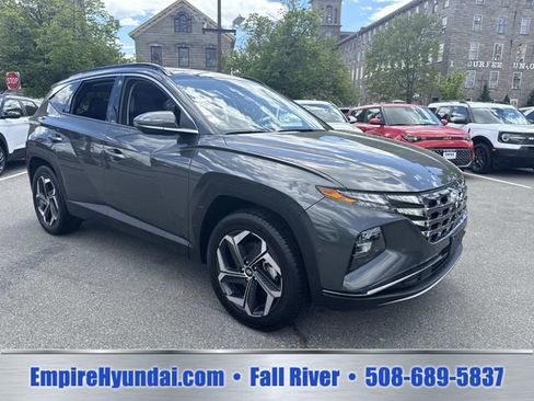 Used 2024 Hyundai Tucson Limited AWD/4WD image 2