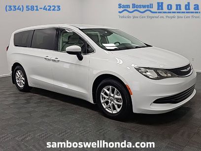 Used 2017 Chrysler Pacifica LX