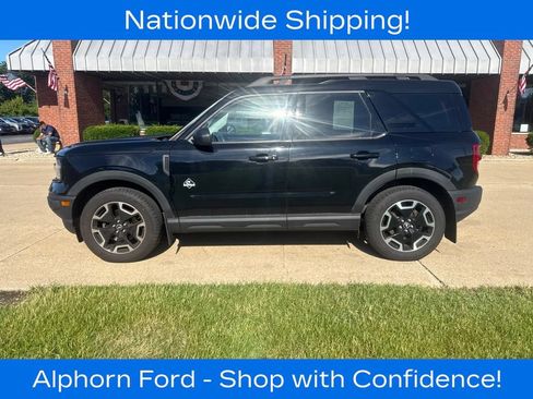 Used 2022 Ford Bronco Sport Outer Banks w/ Tech Package AWD/4WD image 4