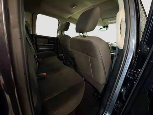 Used 2019 RAM 1500 Express image 23