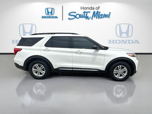 Used 2020 Ford Explorer XLT RWD image 8