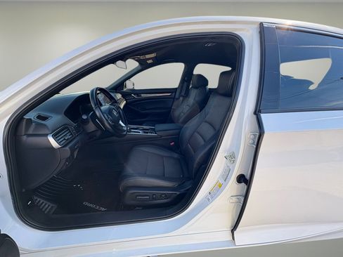Used 2020 Honda Accord Sport image 10