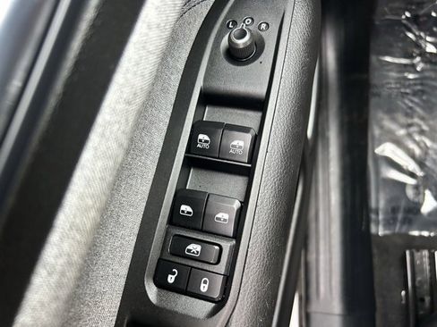 Certified 2024 Jeep Compass Latitude image 17