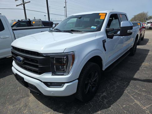 Used 2022 Ford F150 Lariat w/ Equipment Group 502A High AWD/4WD image 4