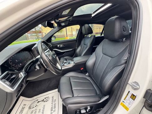 Used 2020 BMW 330i Sedan w/ Premium Package RWD image 29