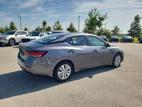 Used 2025 Nissan Sentra S FWD image 2