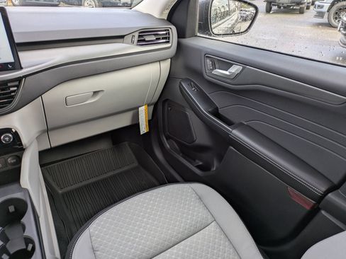 New 2026 Ford Escape Active w/ Active Premium Tech Pack FWD image 18