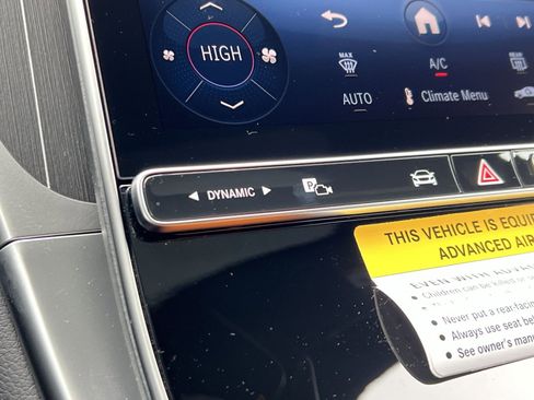 New 2026 Mercedes-Benz GLC 300 4MATIC image 32