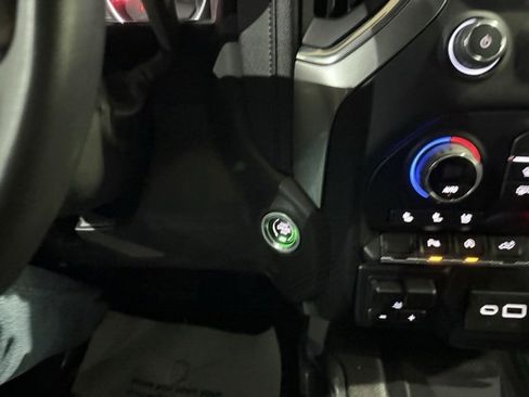 Used 2022 Chevrolet Silverado 1500 LTZ image 18