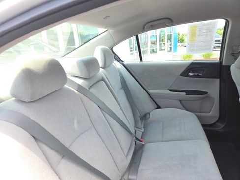 Used 2013 Honda Accord LX image 25