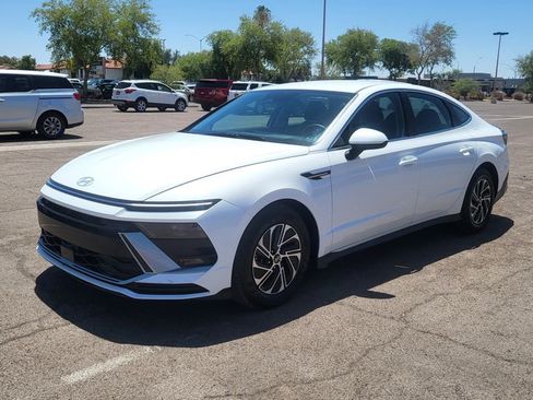 Used 2026 Hyundai Sonata Blue FWD image 4